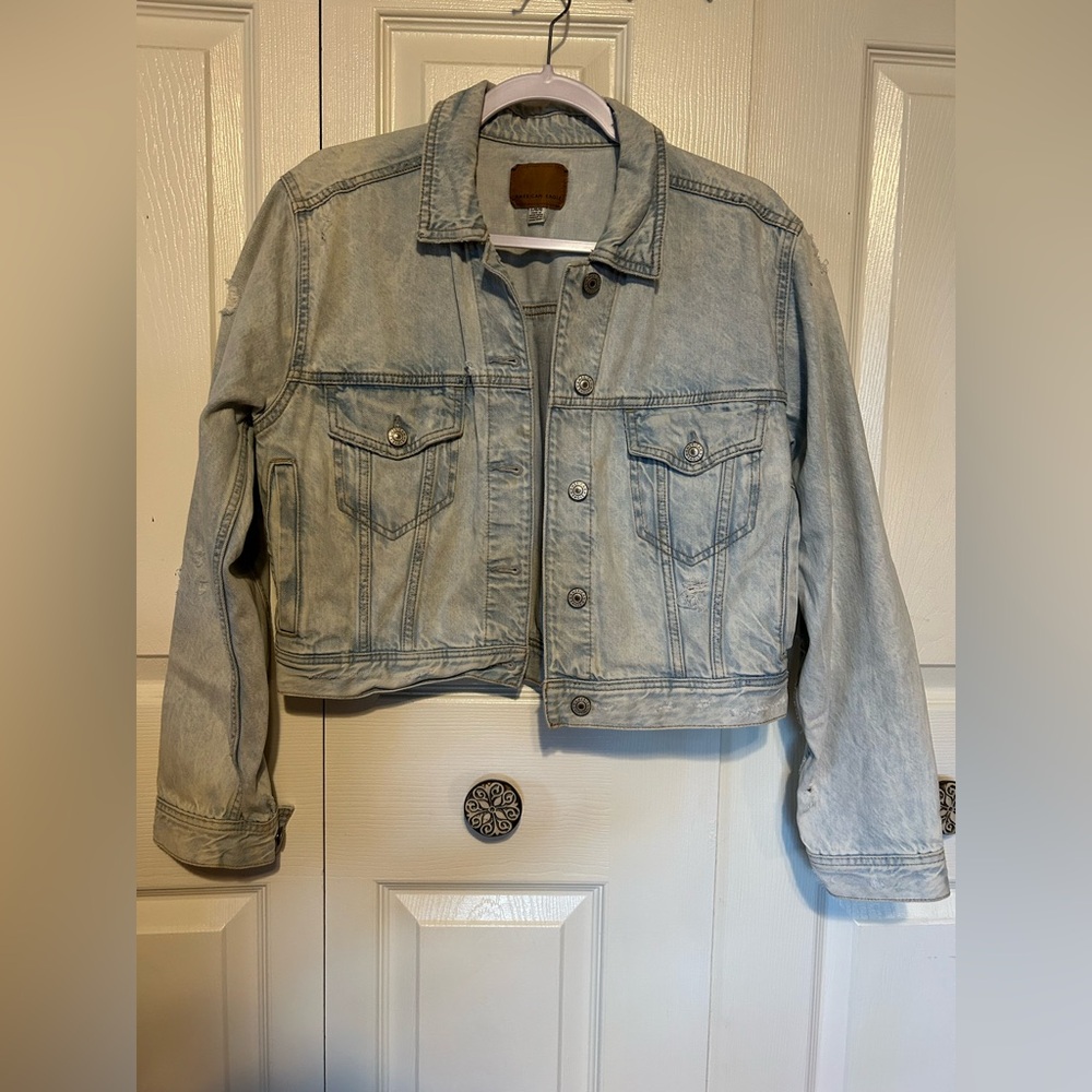 American Eagle Outfitters Light Blue Crop Denim Jacket